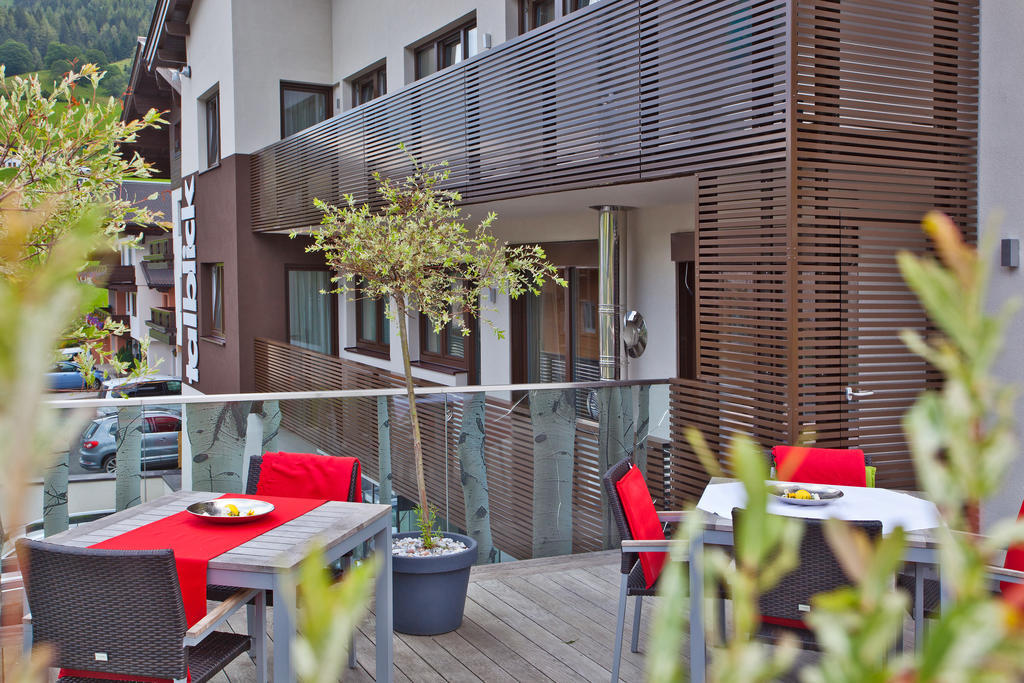 Hotel Talblick ซาลบาคฮินเทอร์เกลมม์ ภายนอก รูปภาพ