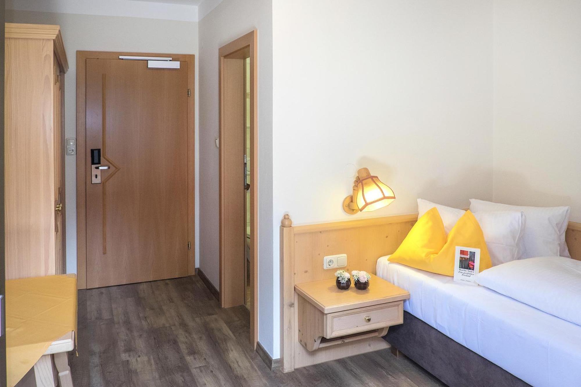 Hotel Talblick ซาลบาคฮินเทอร์เกลมม์ ห้อง รูปภาพ